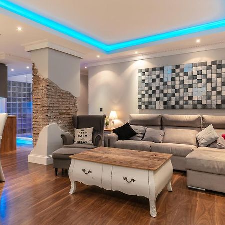 Weforyou 2 Bedrooms Penthouse At Malaga Center Exterior foto