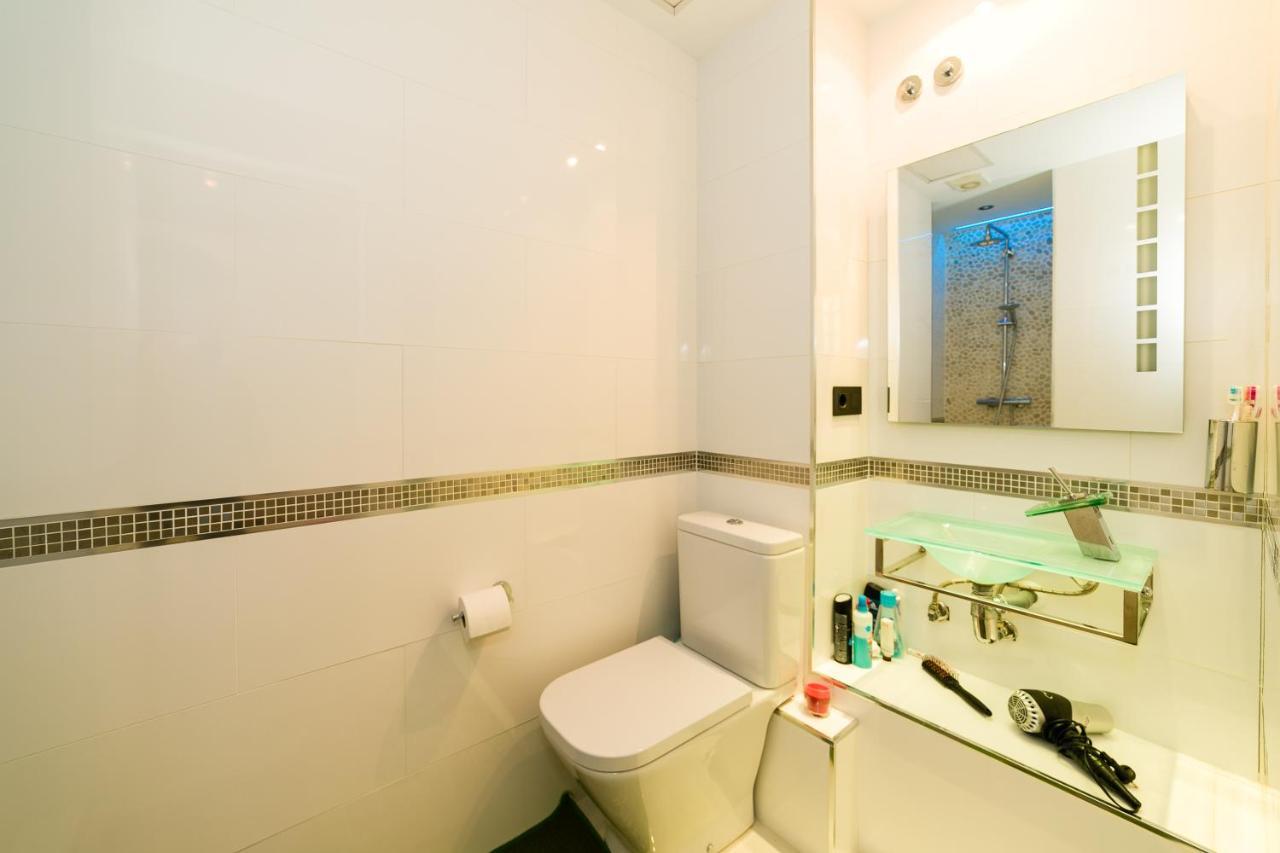 Weforyou 2 Bedrooms Penthouse At Malaga Center Exterior foto